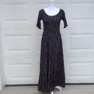 Floral Patterned Maxi Dress